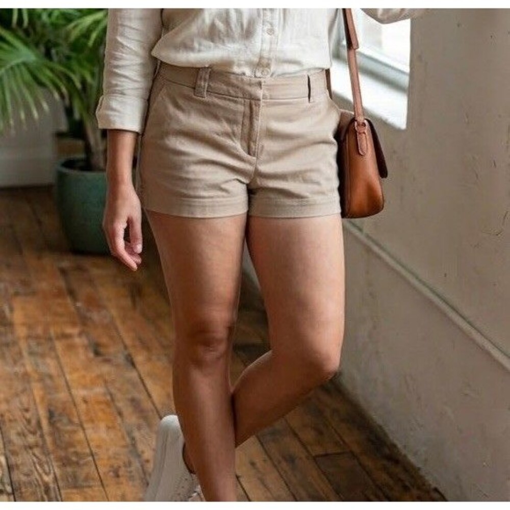 Worthington Modern Fit Khaki Chino Shorts Size 4 Tan Stretch